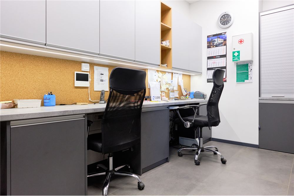 Magazyn - Sprzedaż - Cieszyn, Polska - 16 - 800061016-1277