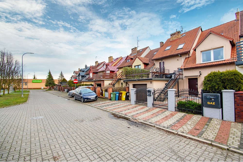 Dom w zabudowie szeregowej - Sprzedaż - Kołobrzeg, Polska - DSC_0011.jpg - 790221018-7