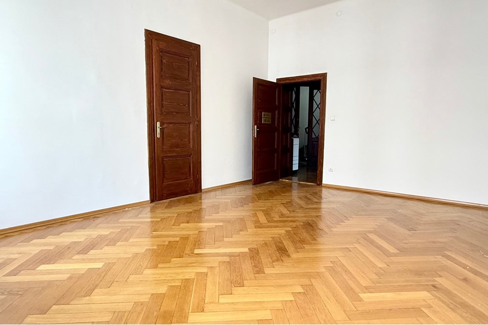 Lokal handlowy/usługowy - Wynajem - Bielsko-Biała, Polska - 10.jpeg - 470131094-21