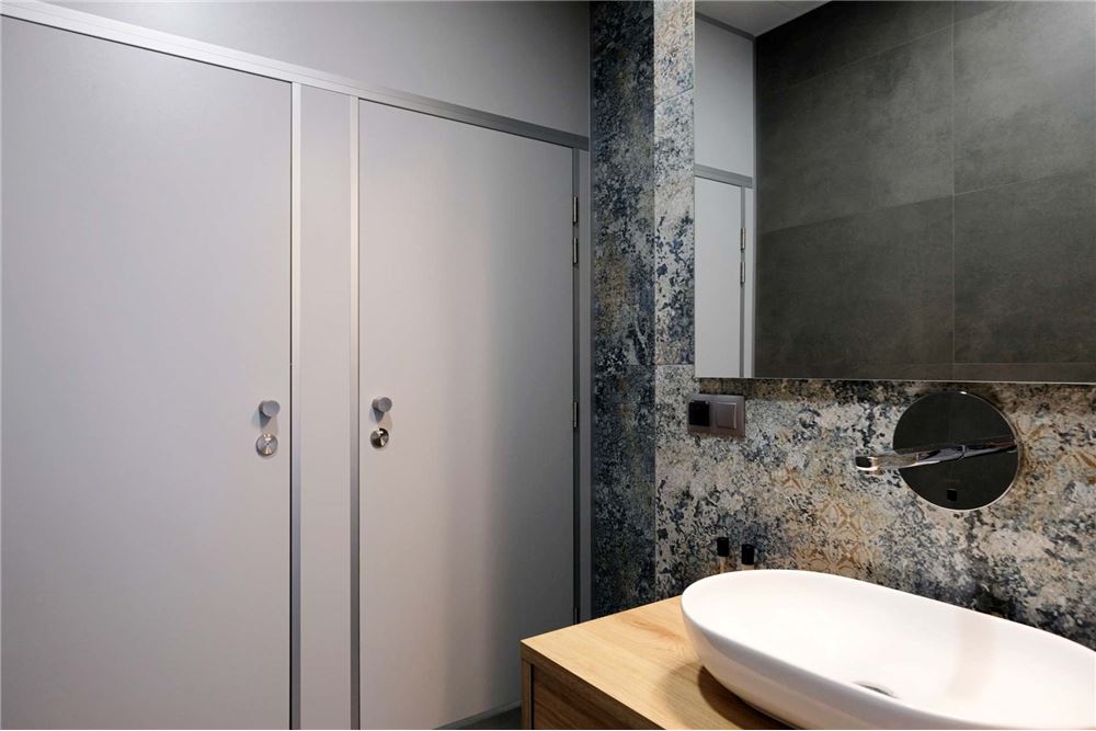 Lokal handlowy/usługowy - Sprzedaż - Cieszyn, Polska - 23 - 800061016-1278