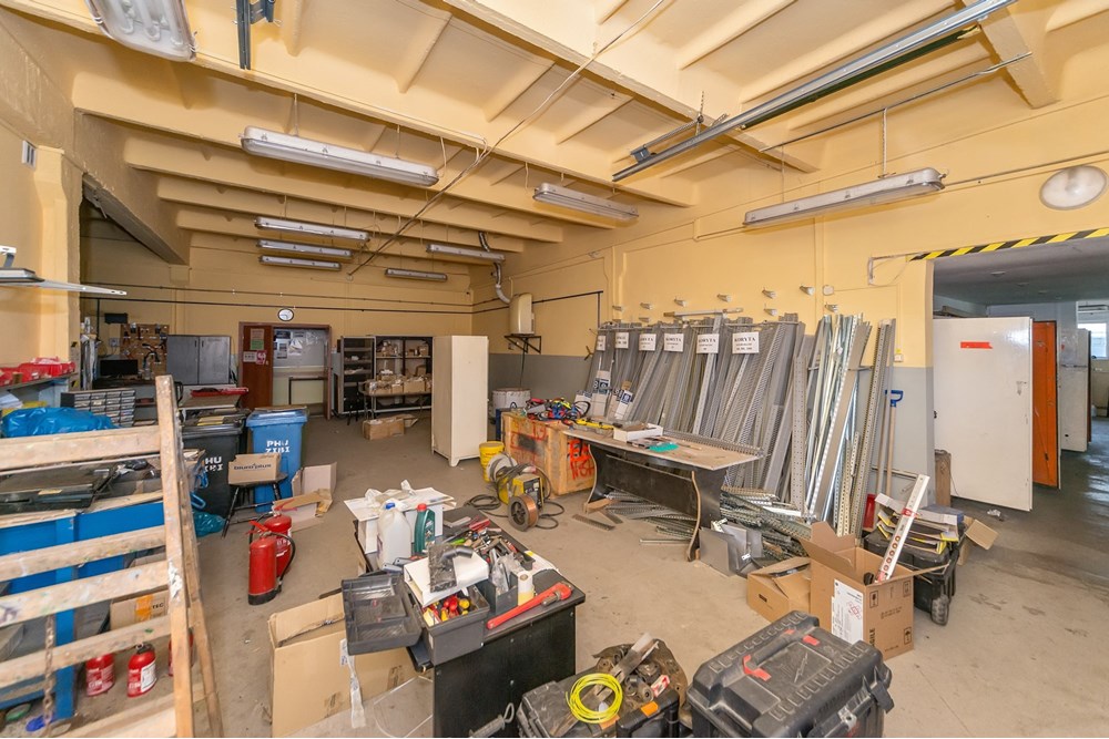 Nieruchomość przemysłowa - Sprzedaż - Bielsko-Biała, Polska - ZIBI_013D.jpg - 800061127-28