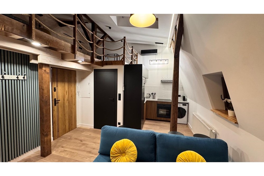 Mieszkanie - Sprzedaż - Katowice, Polska - IMG-20250703-WA0010.jpg - 470131112-12