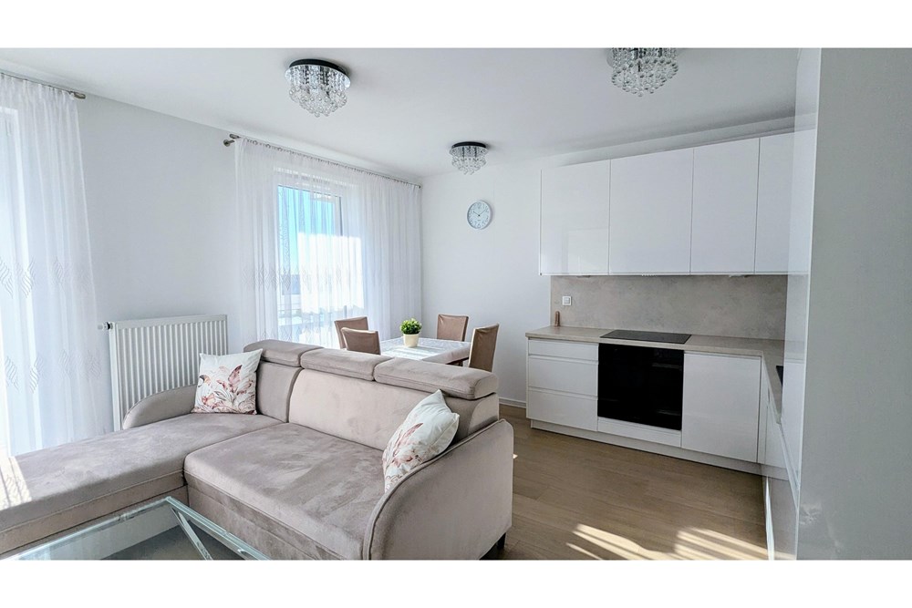 Mieszkanie - Wynajem - Kołobrzeg, Polska - PXL_20250425_153133194~2.jpg - 790221005-50