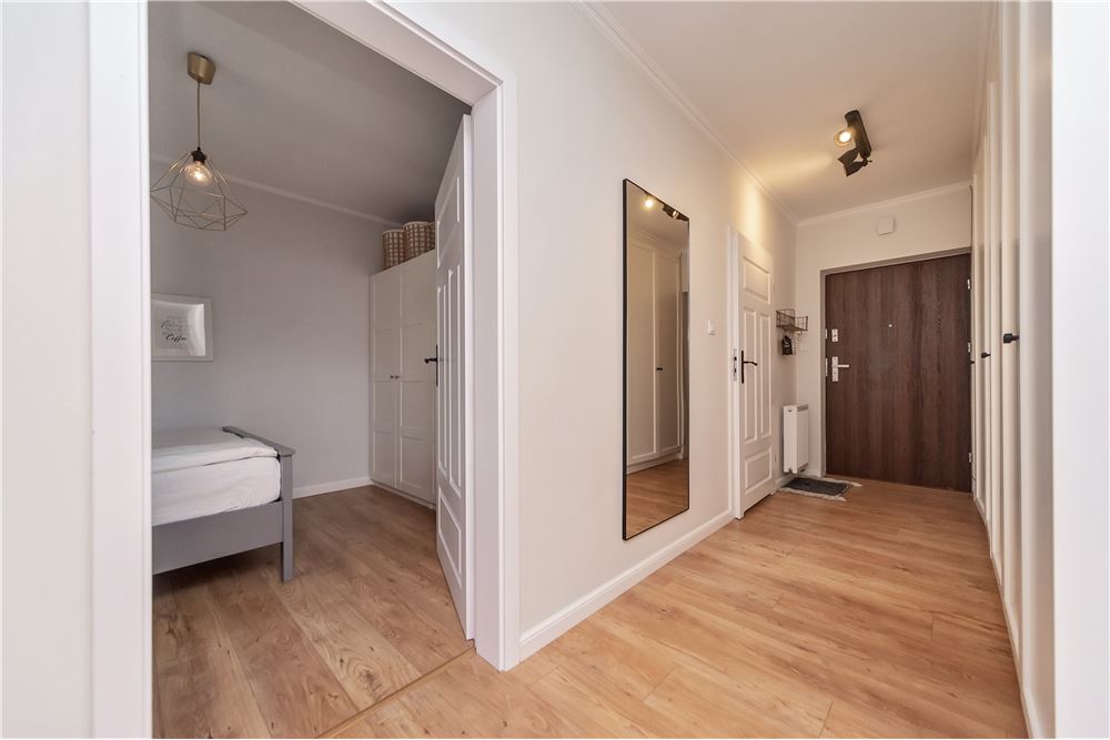 Mieszkanie - Sprzedaż - Andrychów, Polska - 32 - 800061057-178