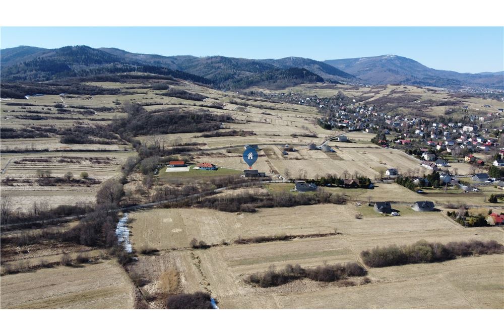 Dom wolnostojący - Sprzedaż - Radziechowy, Polska - 76 - 800061039-513