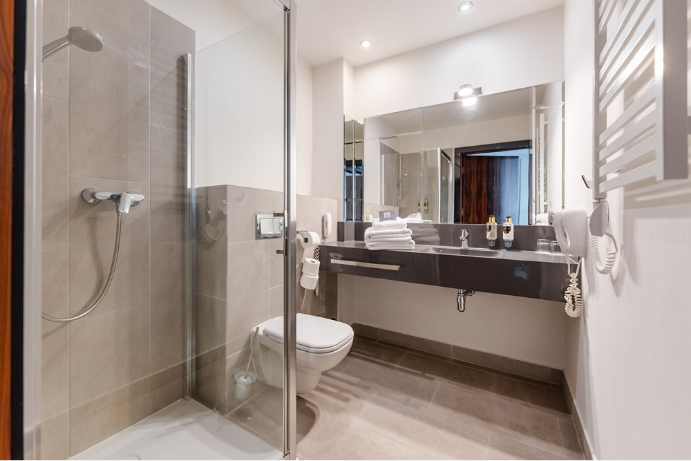 Apartament hotelowy z obsługą - Sprzedaż - Kołobrzeg, Polska - LUB05249-HDR.jpg - 790221014-18