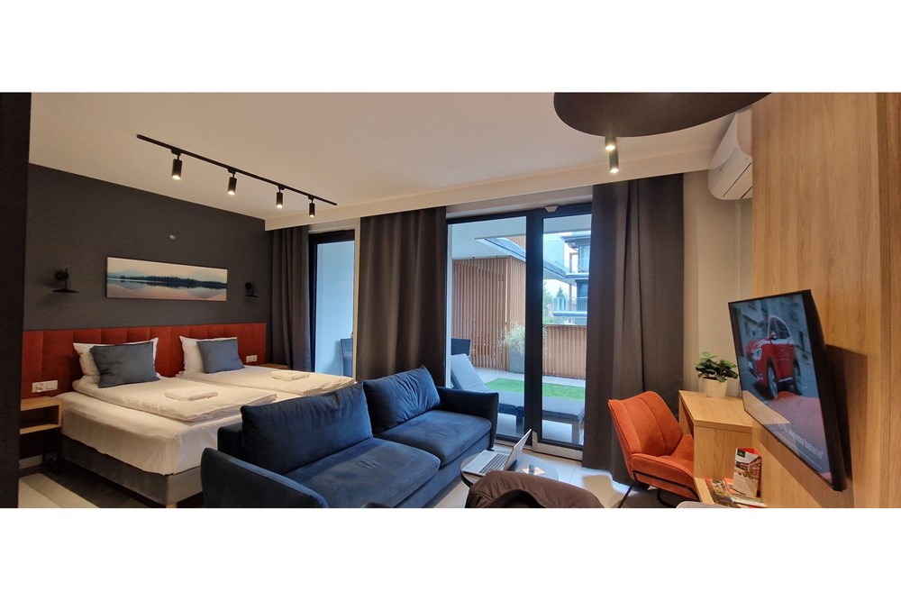 Nieruchomość inwestycyjna - Sprzedaż - Żywiec, Polska - 20250925_145548.jpeg - 470131058-376