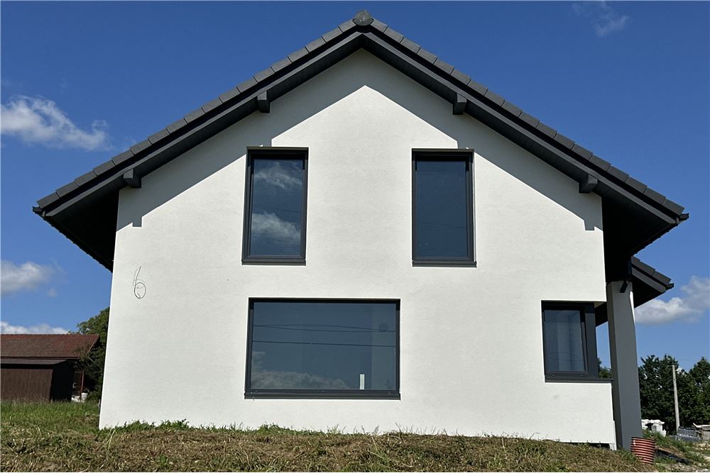 Dom wolnostojący - Sprzedaż - Międzyrzecze Górne, Polska - 30 - 800061103-172