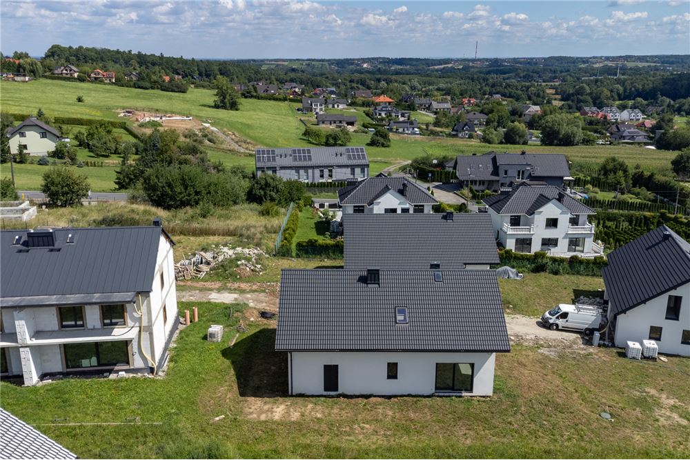 Dom wolnostojący - Sprzedaż - Międzyrzecze Górne, Polska - 45 - 800061103-172