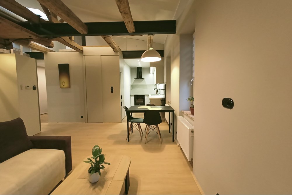 Mieszkanie dwupoziomowe - Wynajem - Bielsko-Biała, Polska - IMG_20251024_103810.jpg - 470131112-17