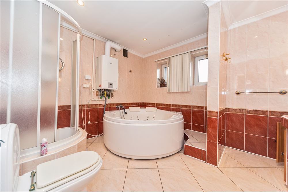 Dom wolnostojący - Sprzedaż - Jawiszowice, Polska - 64 - 800061076-422