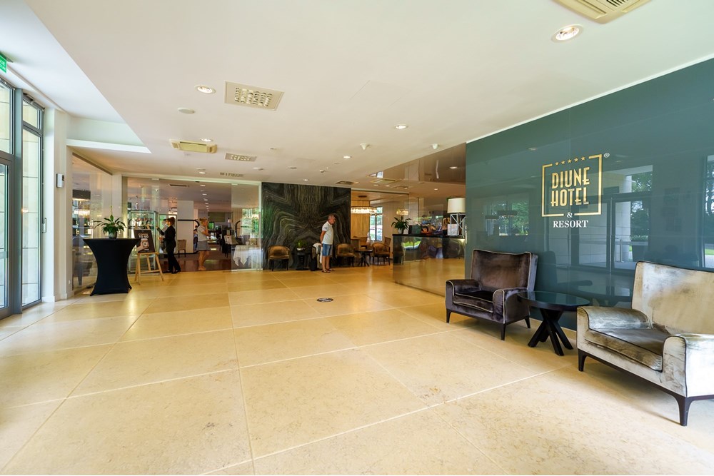 Apartament hotelowy z obsługą - Sprzedaż - Kołobrzeg, Polska - LUB08229-HDR.jpg - 790221014-17