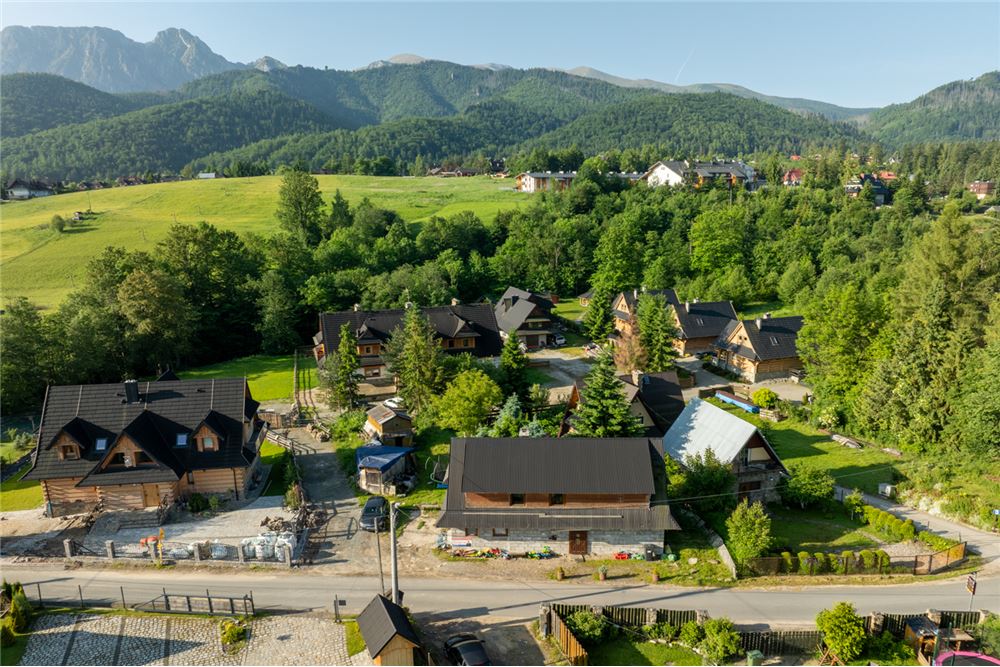 Dom wolnostojący - Sprzedaż - Kościelisko, Polska - 1 - 470151039-58