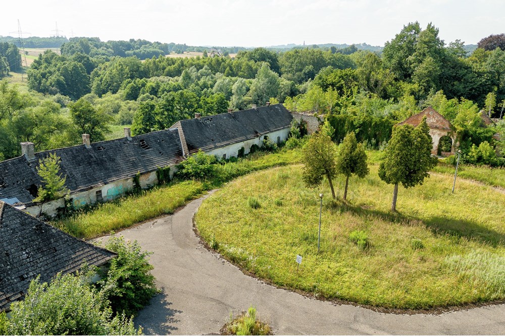 Rezydencja/Willa/Dworek - Sprzedaż - Poręba Żegoty, Polska - 0018_dworek-poreba-zegoty.jpg - 470131113-347