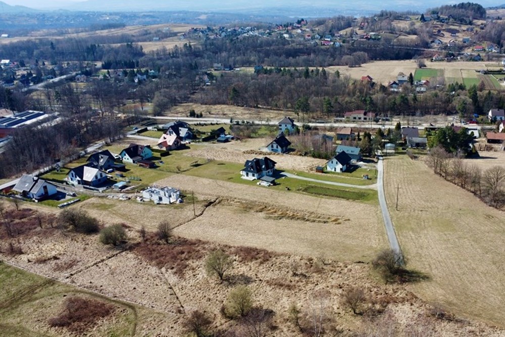 Działka budowlana - Sprzedaż - Łękawica, Polska - dji_fly_20250322_111932_361_1742638796167_photo_optimized.jpg - 800061130-13