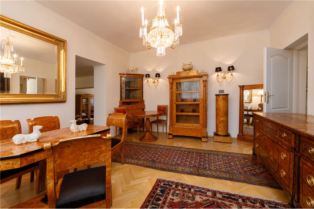 Dom wolnostojący - Sprzedaż - Konstancin-Jeziorna, Polska - 2 - 810291002-123