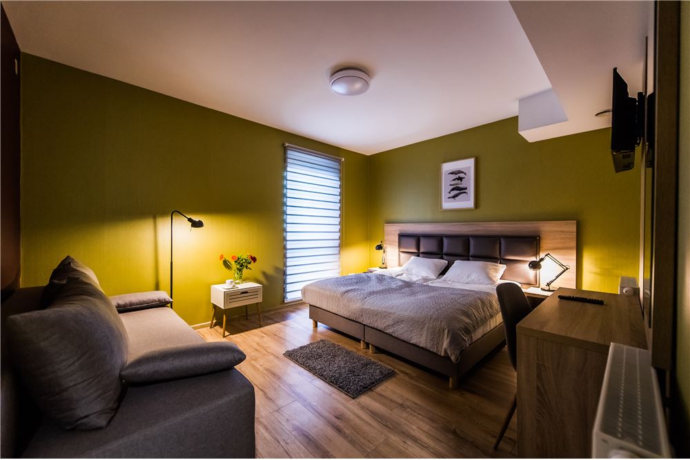 Dom wolnostojący - Sprzedaż - Korbielów, Polska - 195 - 800061076-401