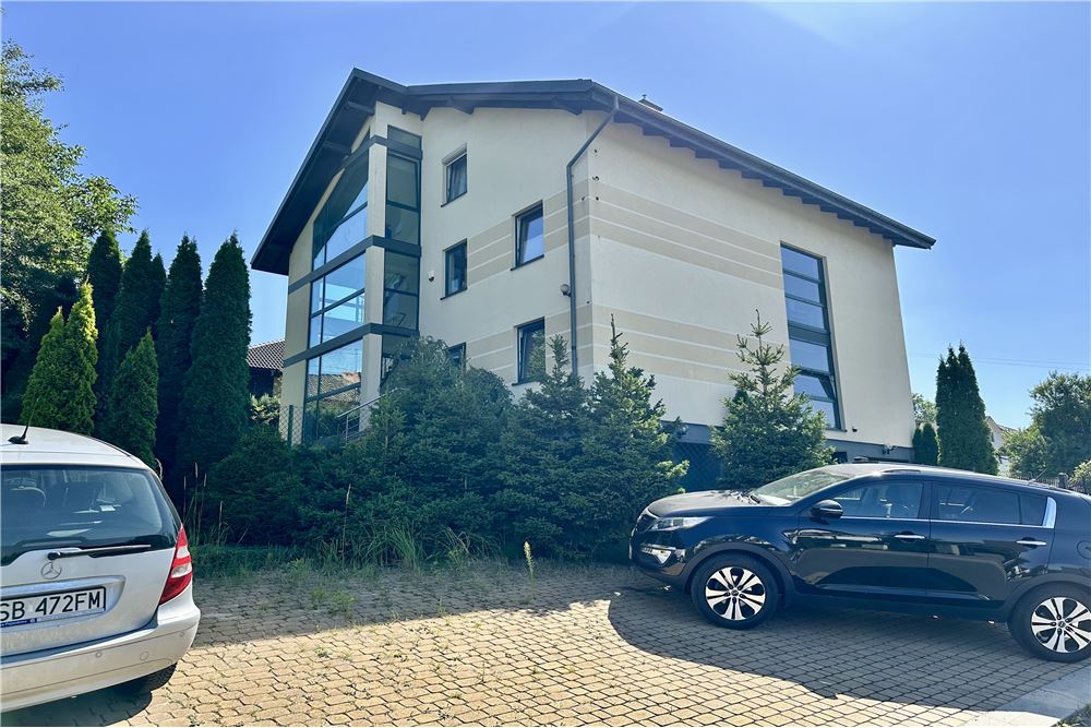 Mieszkanie - Sprzedaż - Bielsko-Biała, Polska - 46 - 800061098-166