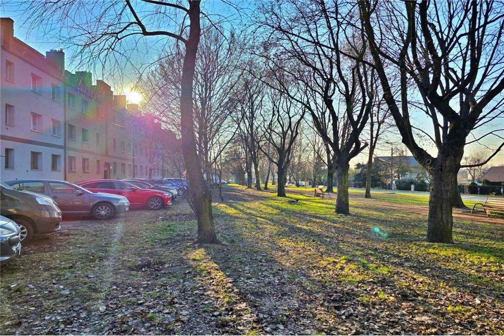 Mieszkanie - Sprzedaż - Zabrze, Polska - 33 - 800061016-1279