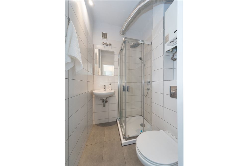 Mieszkanie - Wynajem - Bielsko-Biała, Polska - 11 - 800061057-196