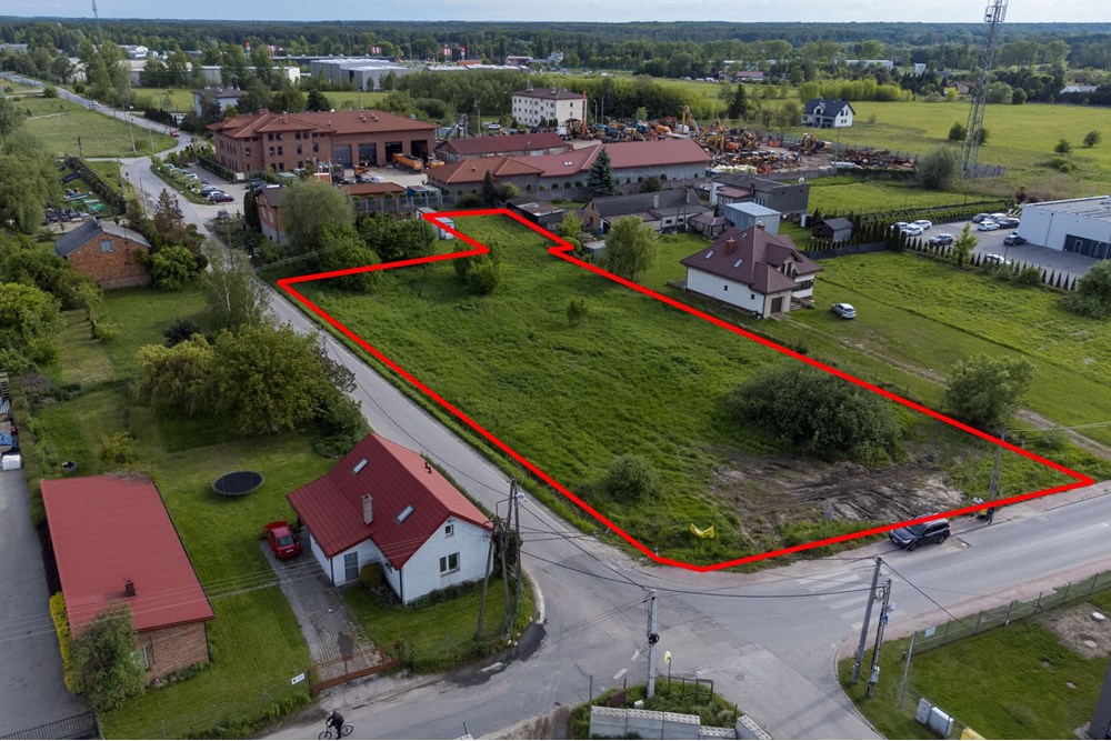 Nieruchomość gruntowa - Sprzedaż - Łubna, Polska - DJI_0702-Edit.JPG - 470271009-12