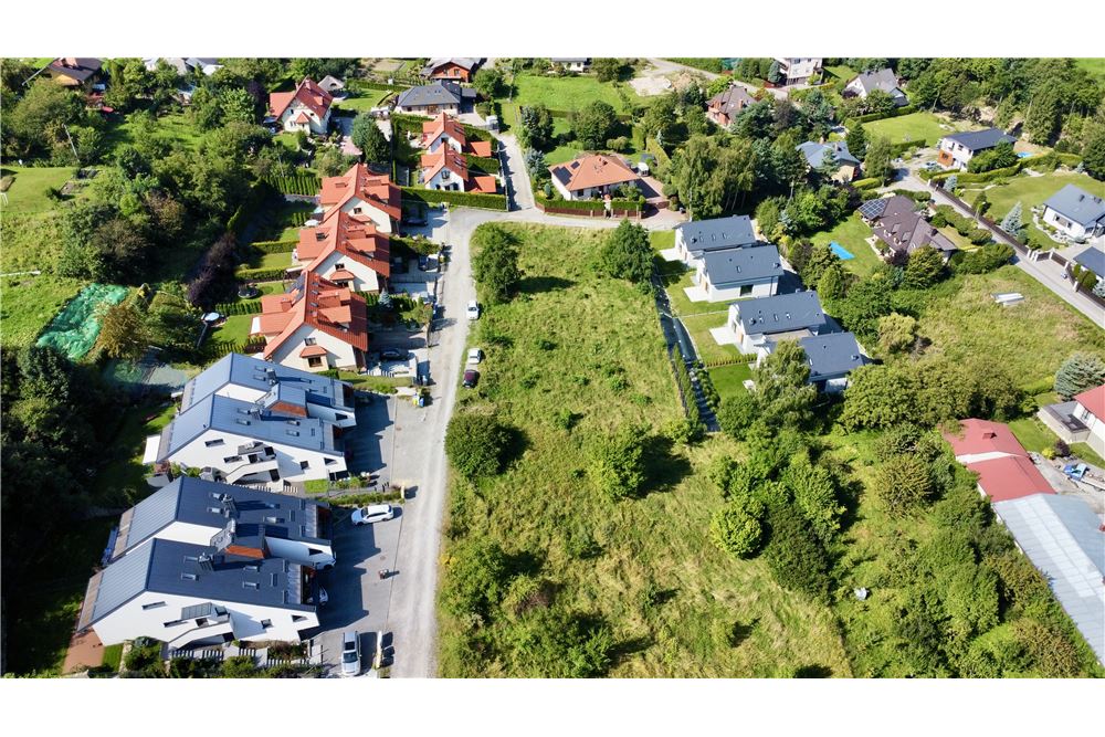 Działka budowlana - Sprzedaż - Bielsko-Biała, Polska - 38 - 800061028-469