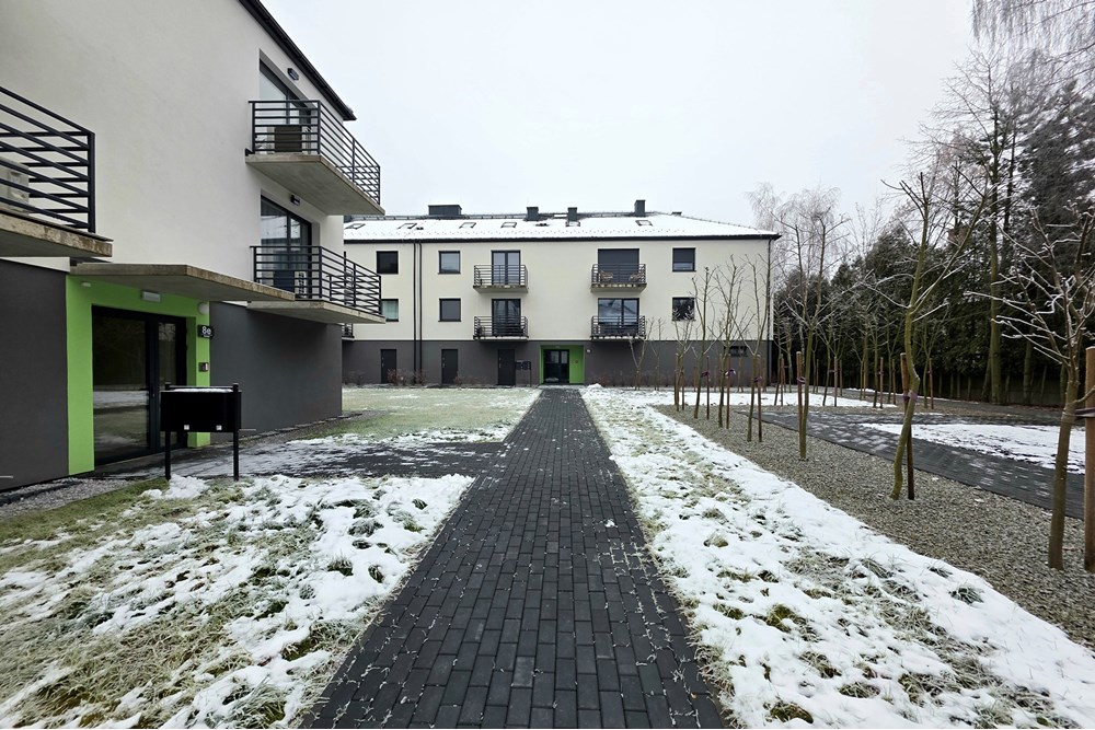 Mieszkanie - Wynajem - Tychy, Polska - 20251128_123659.jpeg - 800061098-186