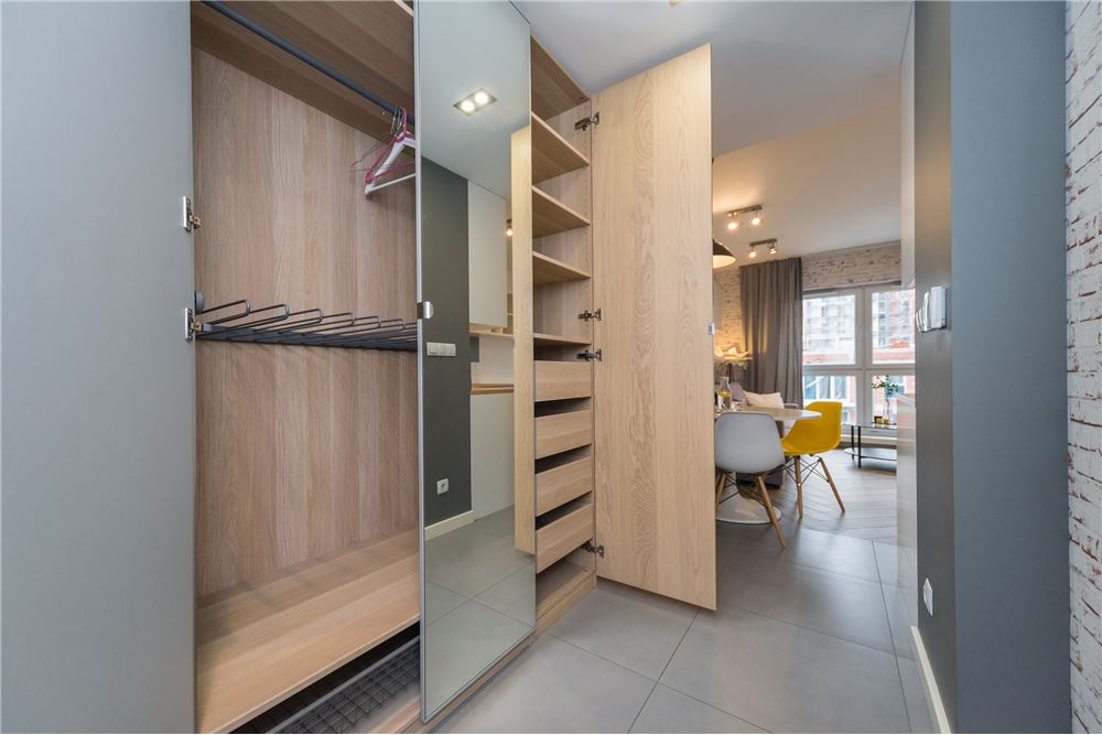 Kawalerka - Wynajem - Katowice, Polska - 6 - 800061057-194