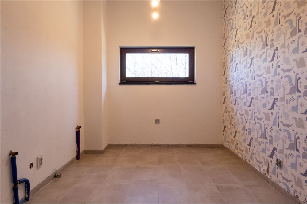 Dom wolnostojący - Sprzedaż - Radziechowy, Polska - 42 - 800061039-513