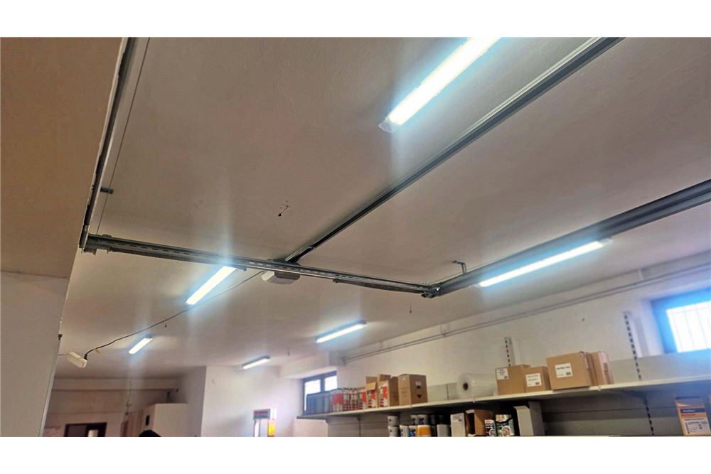 Lokal handlowy/usługowy - Wynajem - Cieszyn, Polska - 13 - 800061016-1144