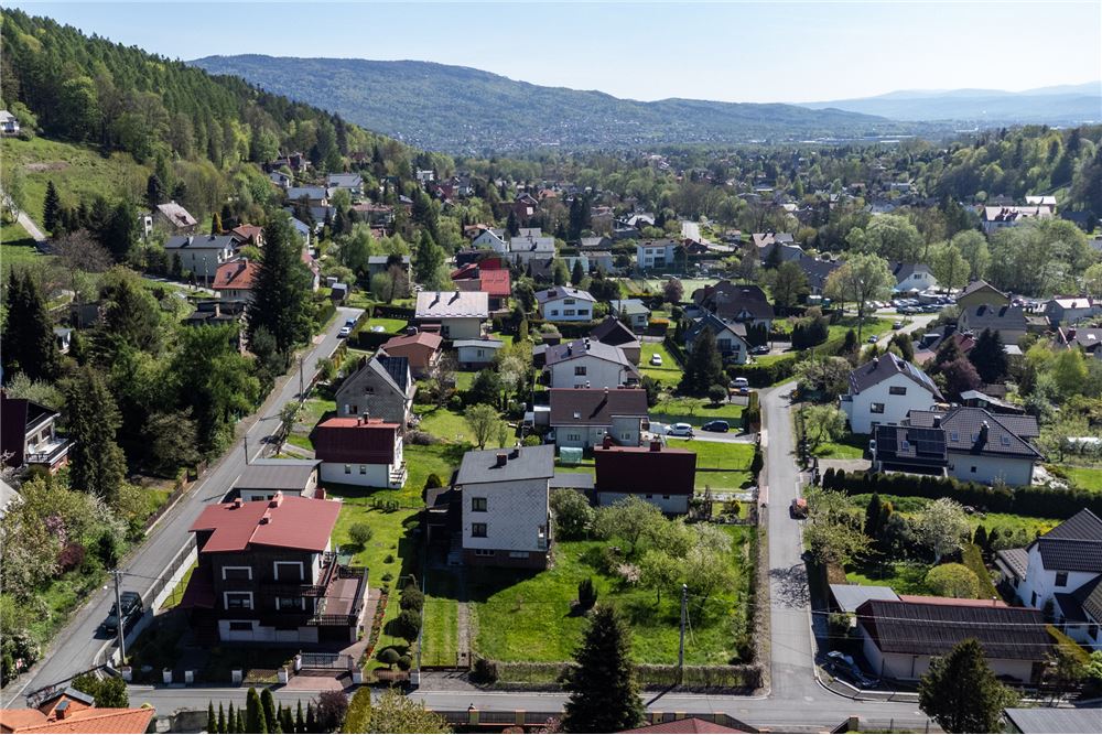 Dom wolnostojący - Sprzedaż - Bystra Śląska, Polska - 66 - 800061103-155