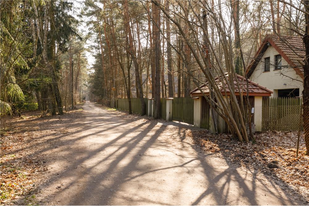 Dom wolnostojący - Sprzedaż - Prace Duże, Polska - 2 - 810291010-25