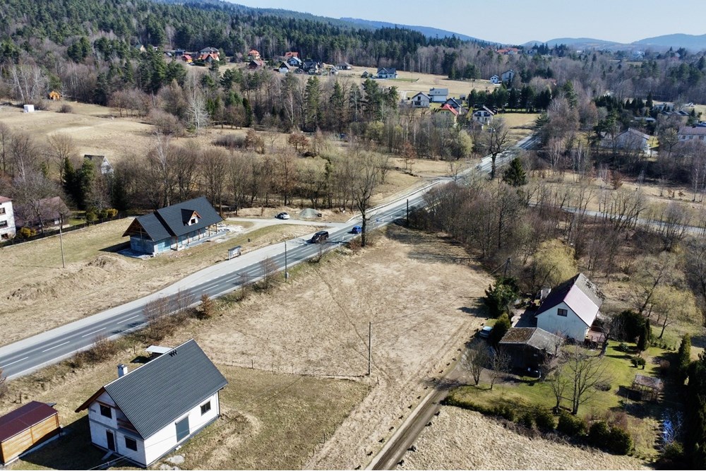 Działka budowlana - Sprzedaż - Gilowice, Polska - dji_fly_20250322_104416_343_1742636667152_photo_optimized.jpg - 800061130-12