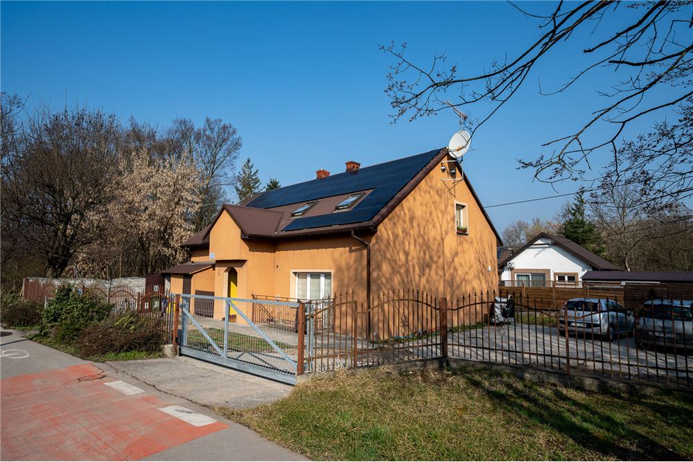 Dom wolnostojący - Sprzedaż - Kraków, Polska - 3 - 800271021-5