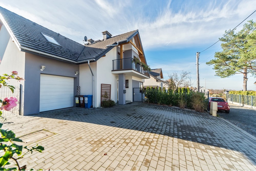 Dom wolnostojący - Sprzedaż - Bielsko-Biała, Polska - 3.jpg - 800061016-1291