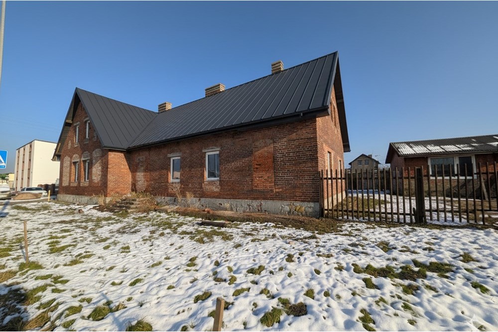 Działka - Sprzedaż - Rybnik, Polska - Dach przód.jpg - 470311007-7