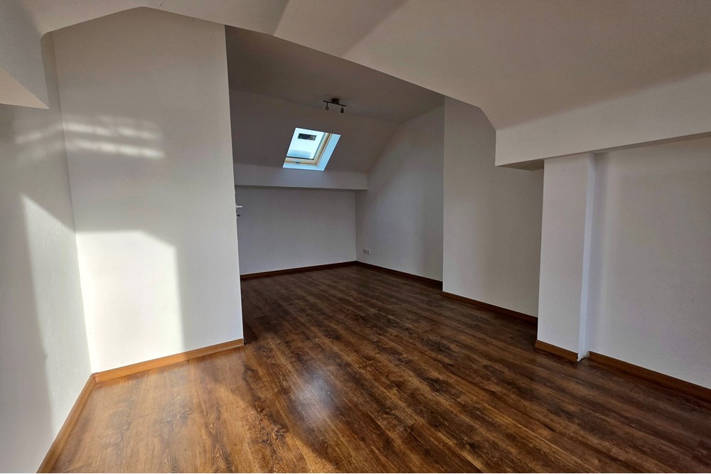 Mieszkanie dwupoziomowe - Sprzedaż - Bielsko-Biała, Polska - 20251203_124807.jpeg - 800061098-188