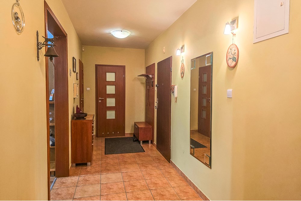 Mieszkanie - Sprzedaż - Łódź, Polska - Mieszkanie-na-sprzedaz-Lodz-4.jpg - 470191039-145