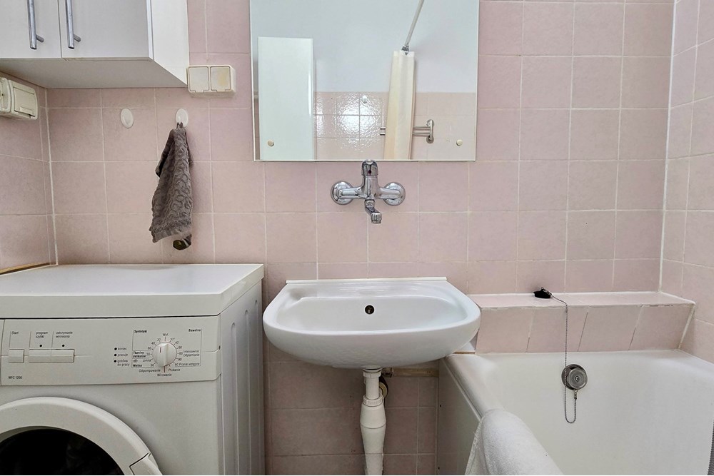 Mieszkanie - Wynajem - Warszawa, Polska - 20250813_092139.jpg - 810051040-256