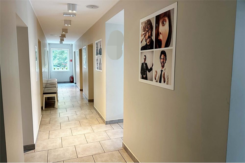 Lokal handlowy/usługowy - Wynajem - Cieszyn, Polska - 13 - 800061016-1267