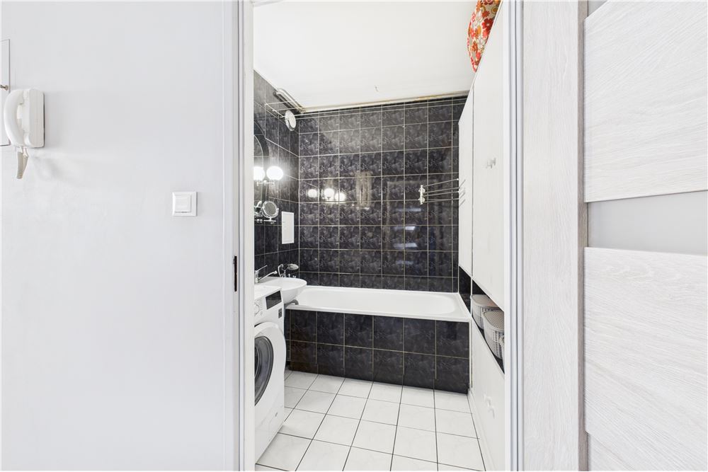 Mieszkanie - Sprzedaż - Kraków, Polska - 12 - 800241031-44