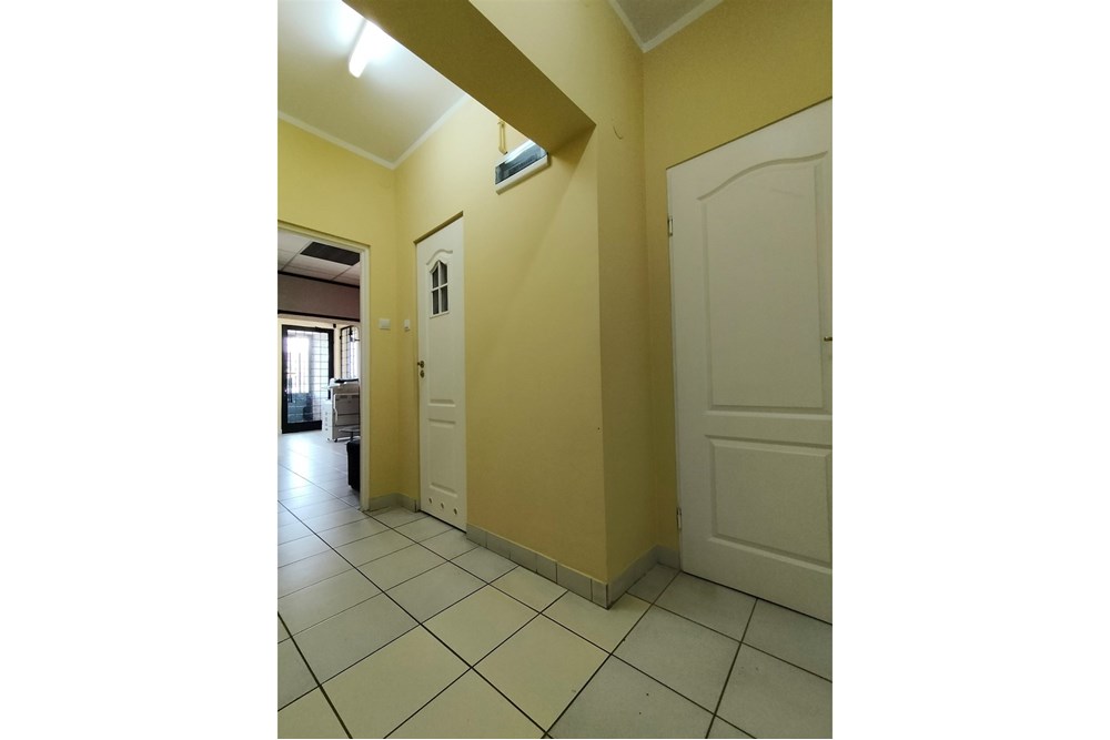 Lokal handlowy/usługowy - Sprzedaż - Radom, Polska - 1000076433.jpg - 470421002-12