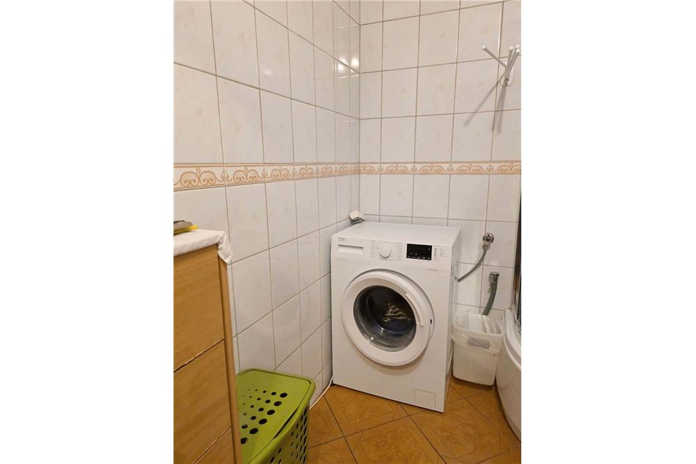 Mieszkanie - Sprzedaż - Bielsko-Biała, Polska - 28 - 800061016-1274