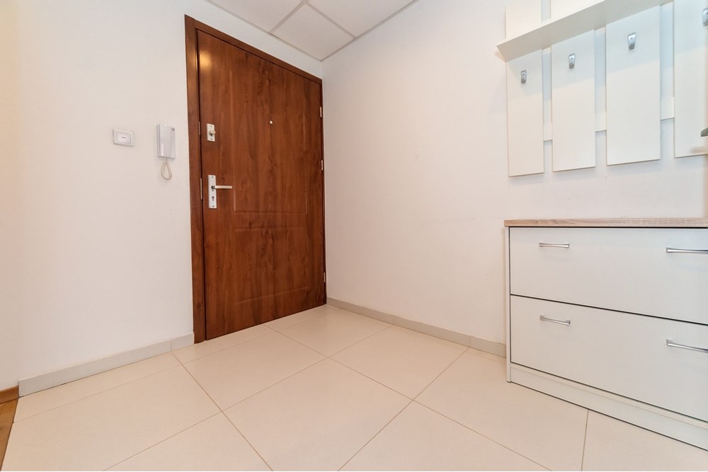 Mieszkanie - Sprzedaż - Bielsko-Biała, Polska - MI2_020M.jpg - 800061076-444