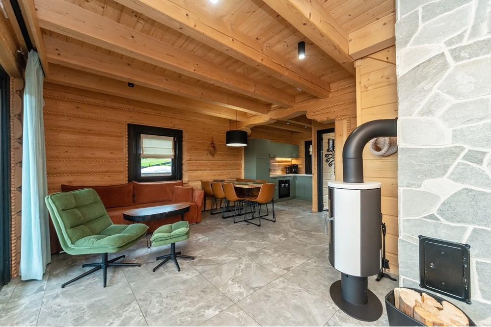 Biznes - Sprzedaż - Istebna, Polska - MIODM_011M.jpg - 800061093-116