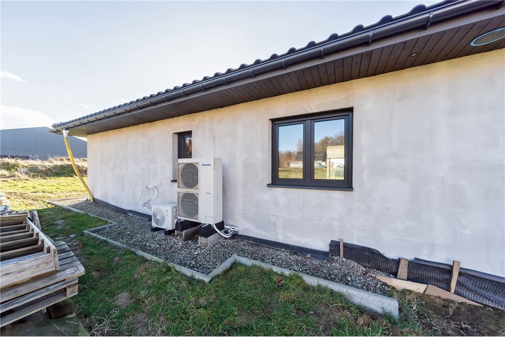 Dom wolnostojący - Sprzedaż - Dębowiec, Polska - 47 - 800061076-445