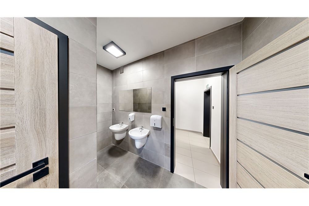 Lokal handlowy/usługowy - Sprzedaż - Koszalin, Polska - 19 - 470281002-133