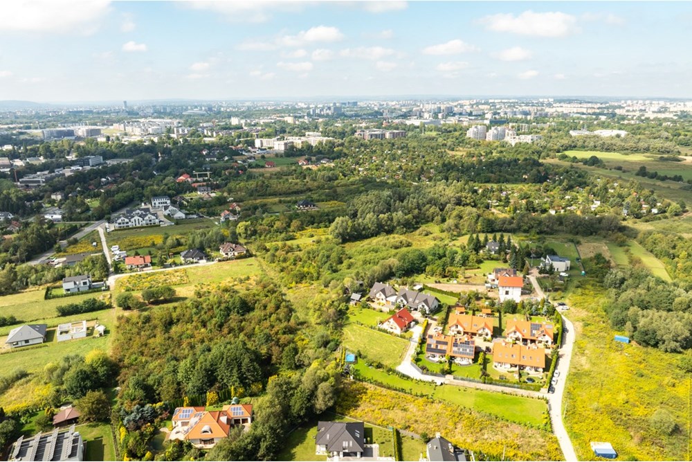 Nieruchomość gruntowa - Sprzedaż - Kraków, Polska - 12 grunt inwestycyjny zabudowa mieszkaniowa Kraków tel 692 272 248.  (12).jpg - 800241010-95