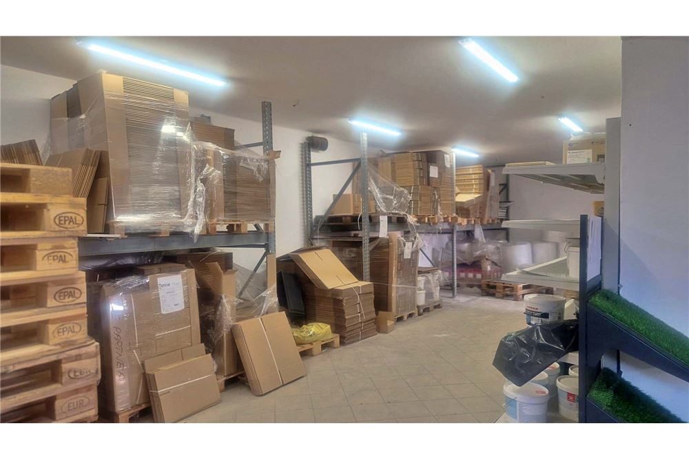 Lokal handlowy/usługowy - Wynajem - Cieszyn, Polska - 12 - 800061016-1144