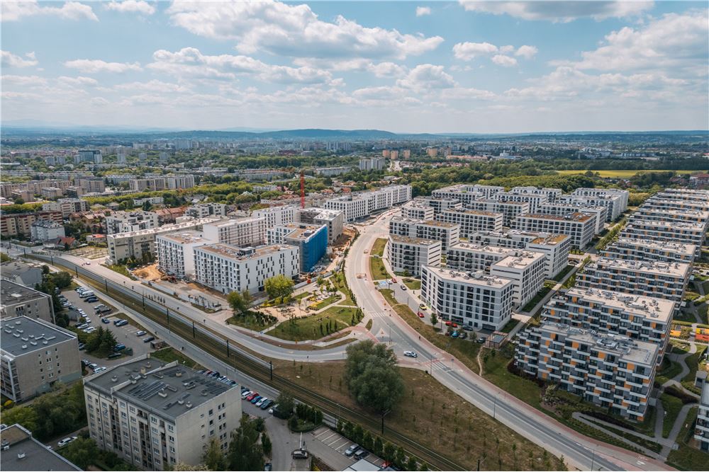 Mieszkanie - Sprzedaż - Kraków, Polska - 32 - 800241005-204